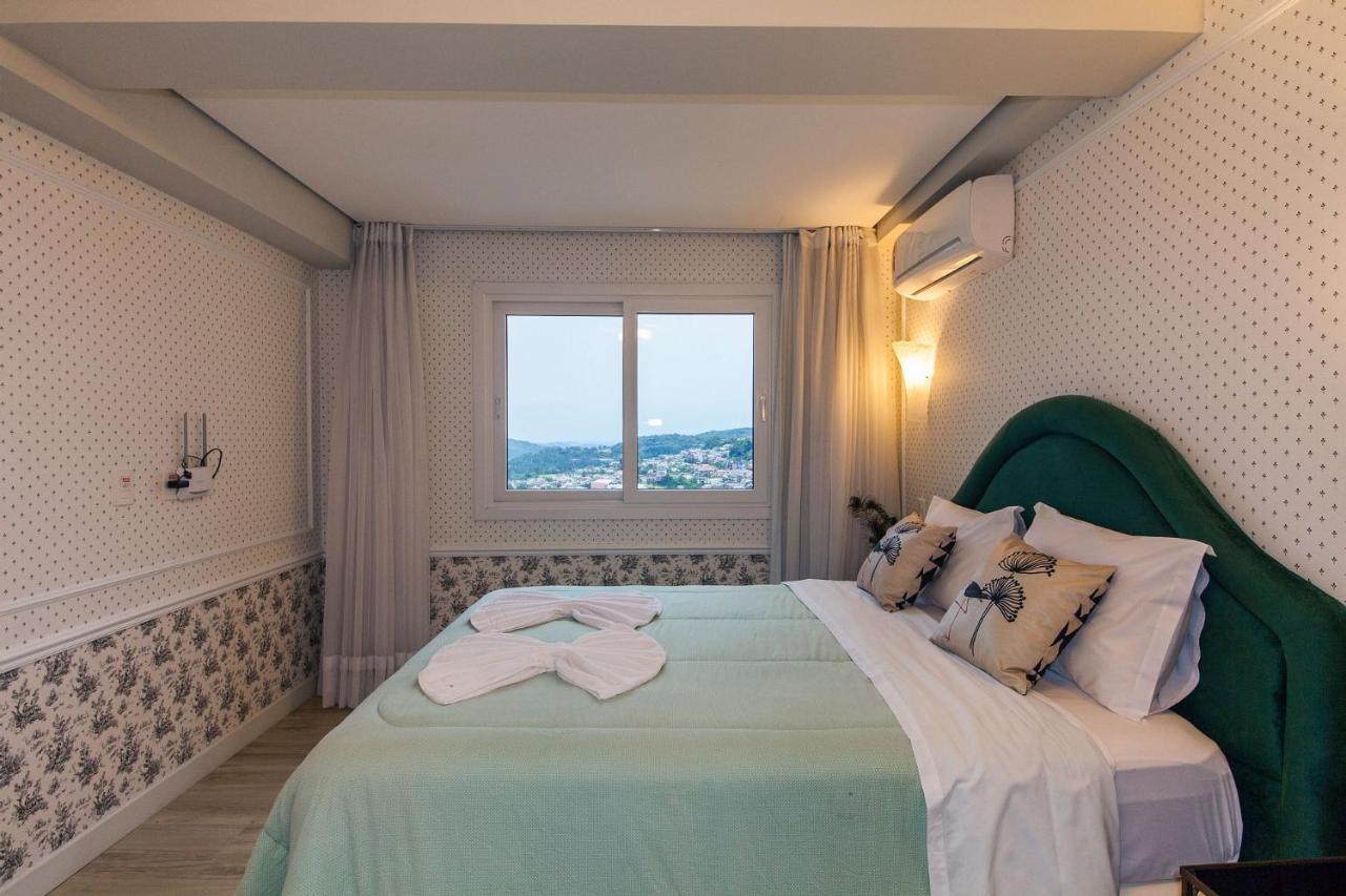 Апартаменти 600 Metros, Rua Coberta - Centro Via Florida Грамаду Екстер'єр фото